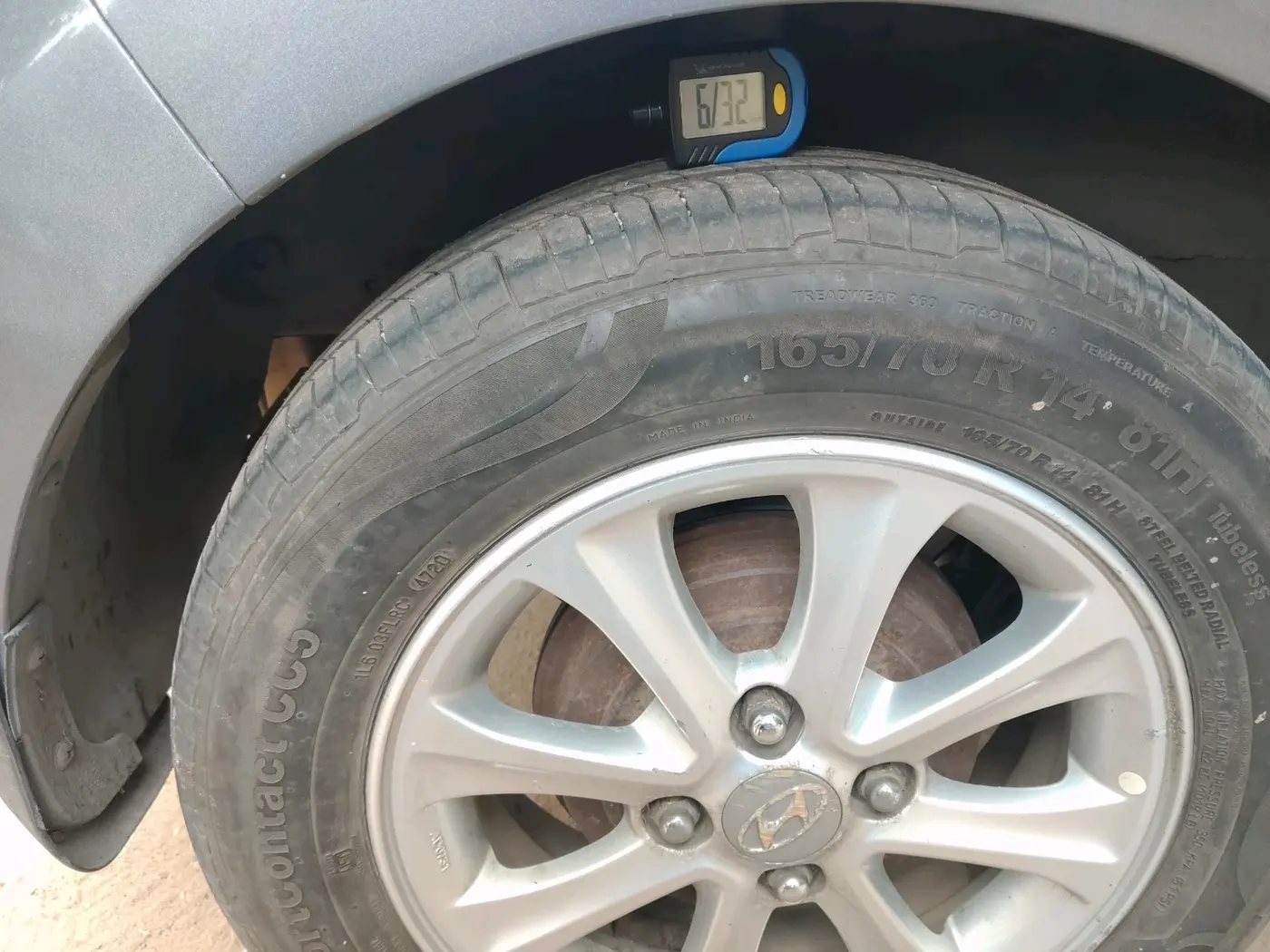 2014 Hyundai Grand i10 SPORTZ AT 1.2 KAPPA VTVT, Petrol, Automatic, 63,723 km, tyre