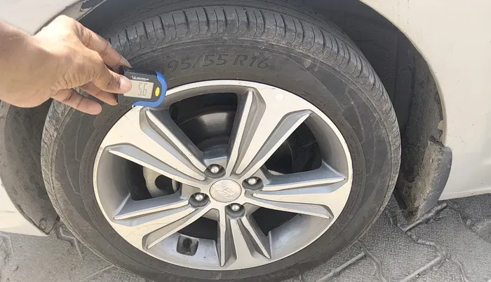 2018 Hyundai Verna 1.6 VTVT SX (O) AT, Petrol, Automatic, 87,657 km, tyre