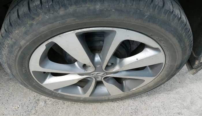 2016 Hyundai Elite i20 ASTA 1.2, Petrol, Manual, 84,965 km, tyre