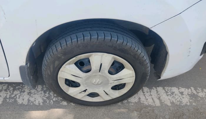 2014 Maruti Wagon R 1.0 VXI, CNG, Manual, 82,263 km, tyre