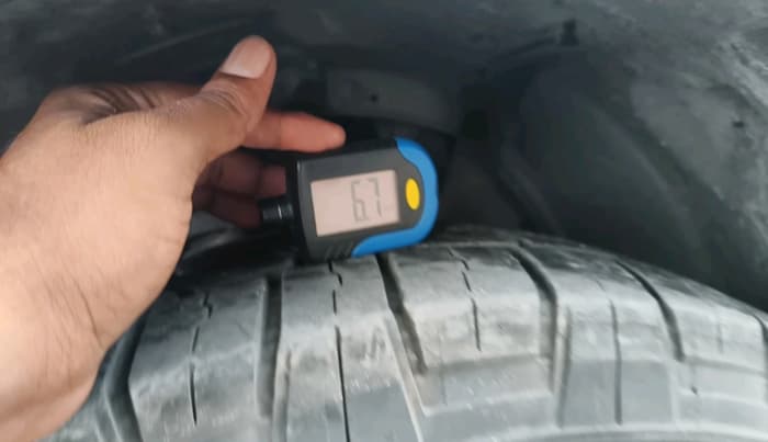 2018 Toyota Fortuner 2.8 4X2 AT, Diesel, Automatic, 1,57,413 km, tyre