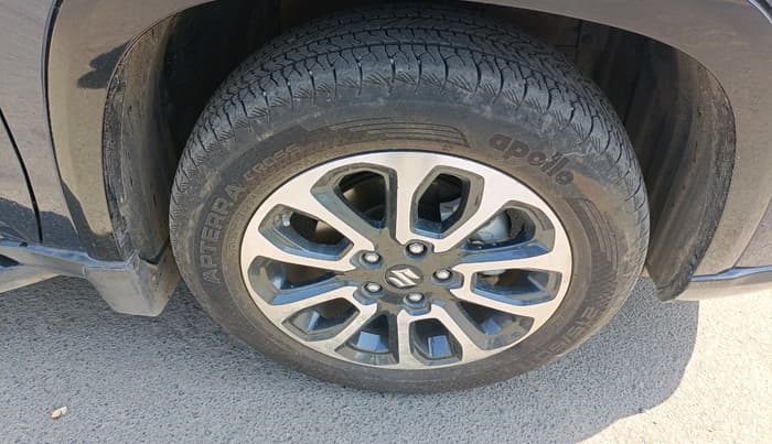 2023 Maruti Grand Vitara ALPHA PLUS HYBRID ECVT, Hybrid, Automatic, 12,416 km, tyre