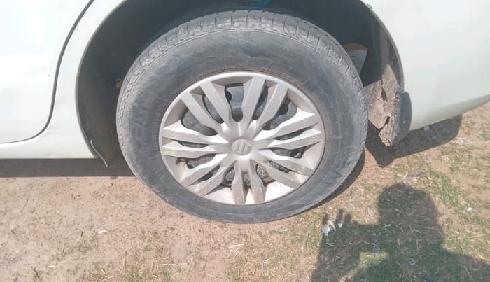 2018 Maruti Dzire VDI, Diesel, Manual, 55,440 km, tyre