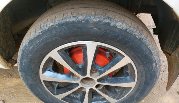 2011 Tata Indica Vista AQUA QUADRAJET, Diesel, Manual, 1,25,934 km, tyre