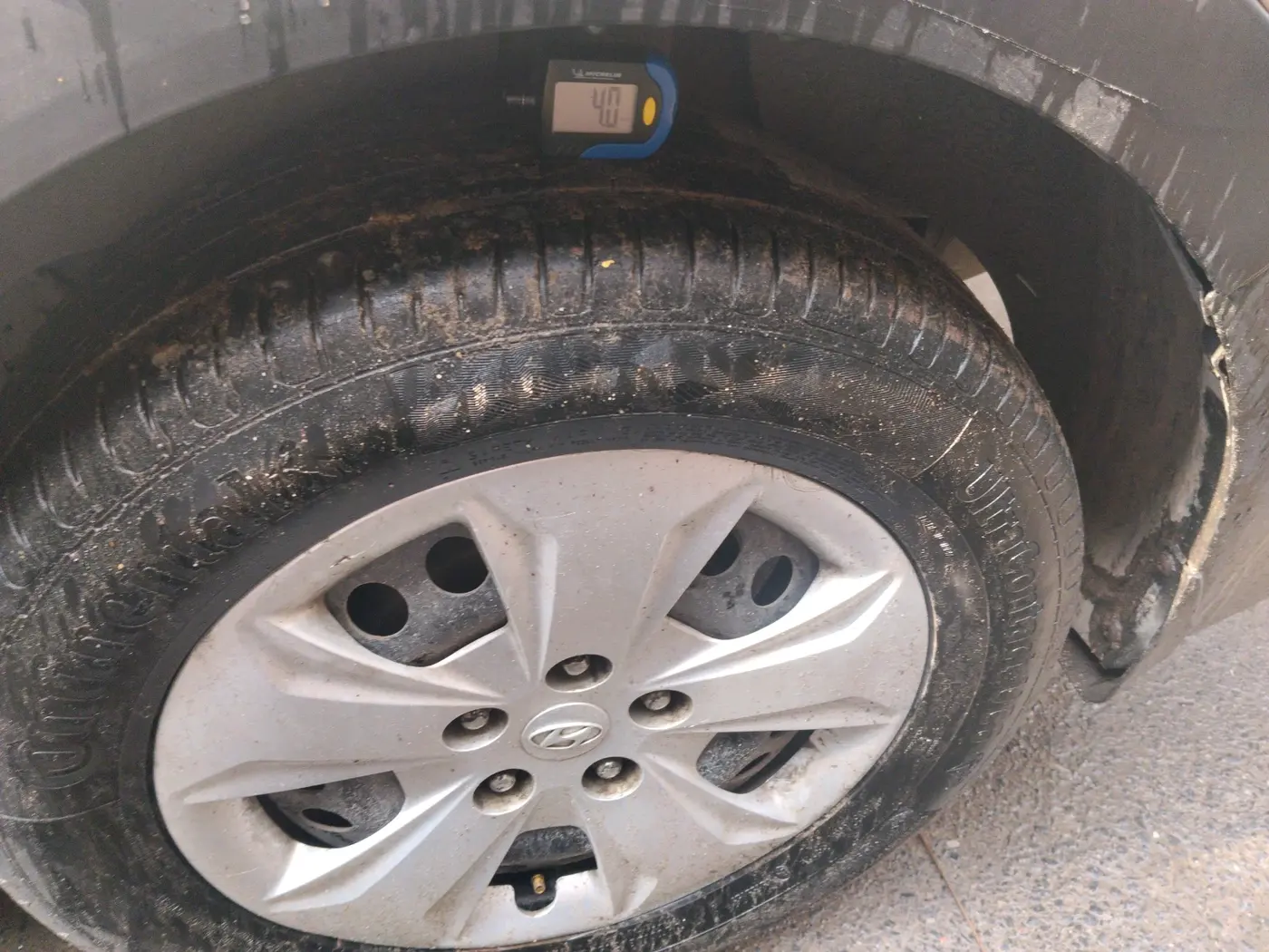 2017 Hyundai Creta E PLUS 1.6 PETROL, CNG, Manual, 82,793 km, tyre