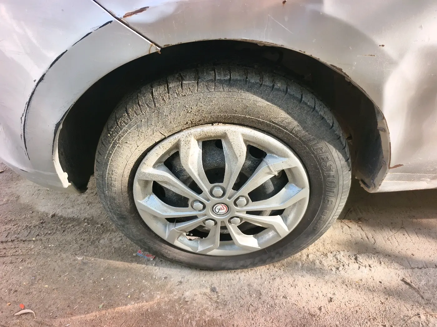 2015 Tata Bolt XMS REVOTRON, Petrol, Manual, 65,043 km, tyre