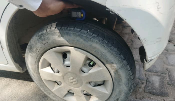 2017 Maruti Wagon R 1.0 LXI CNG, CNG, Manual, 85,196 km, tyre