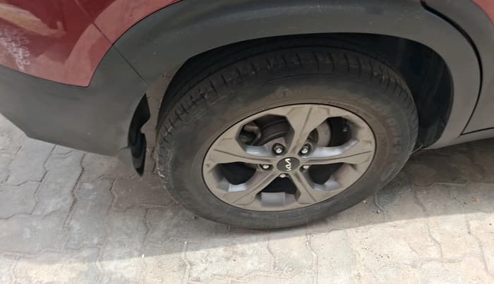 2022 KIA SELTOS HTK PLUS 1.5, Petrol, Manual, 16,783 km, tyre