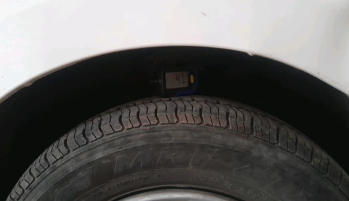 2019 Hyundai NEW SANTRO ERA, Petrol, Manual, 88,367 km, tyre
