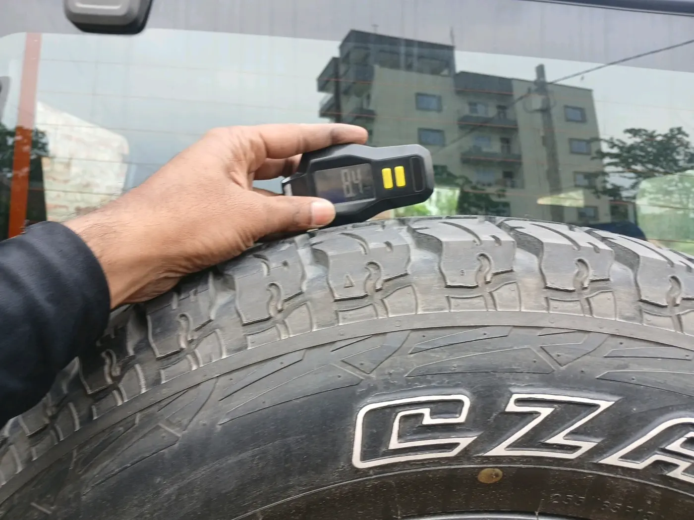 2022 Mahindra Thar LX PETROL HT 4WD AT, Petrol, Automatic, 51,898 km, tyre