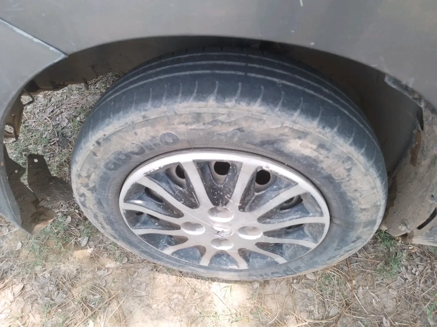 2018 Maruti Wagon R 1.0 LXI CNG, CNG, Manual, 89,267 km, tyre