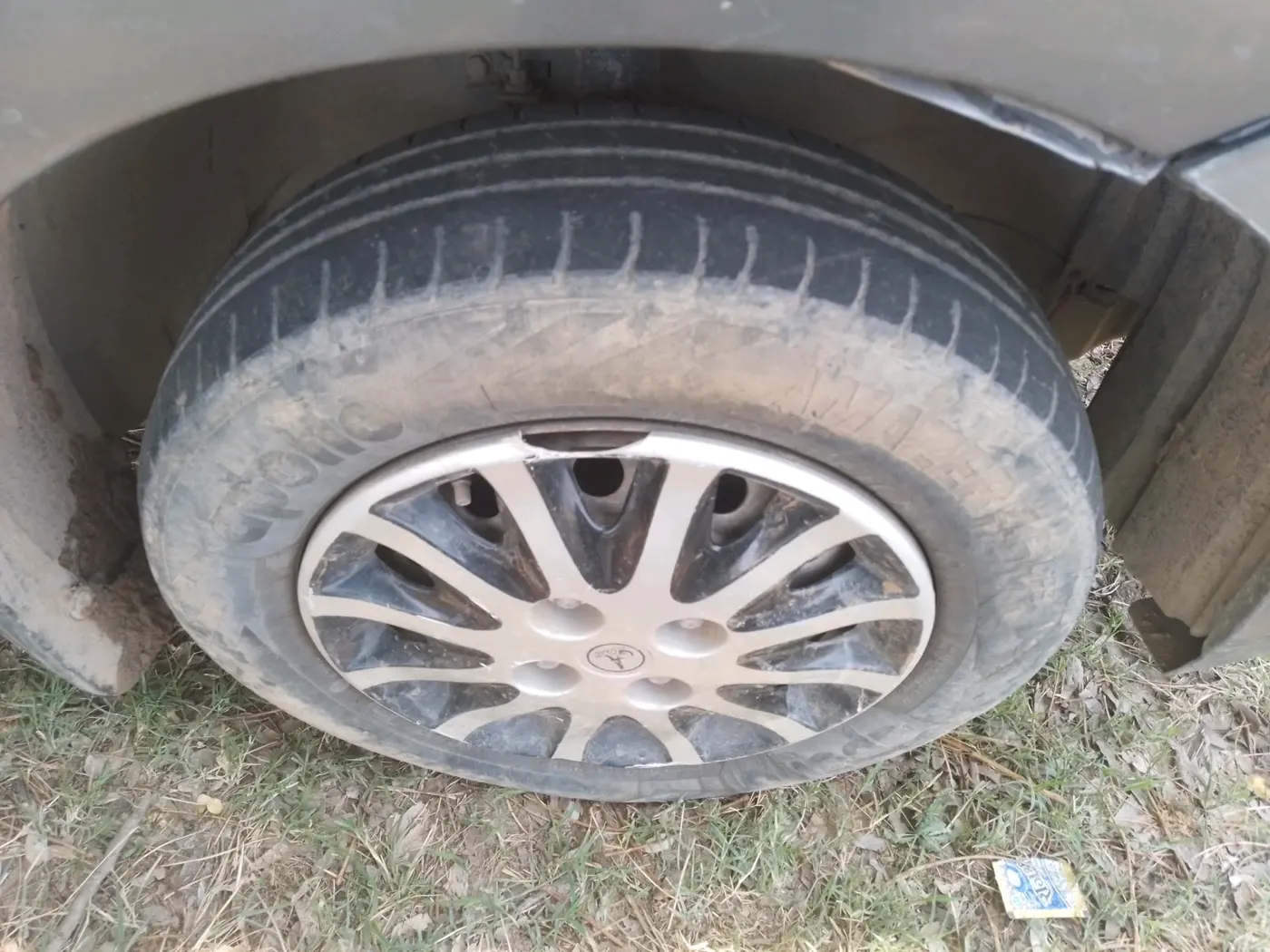 2018 Maruti Wagon R 1.0 LXI CNG, CNG, Manual, 89,267 km, tyre