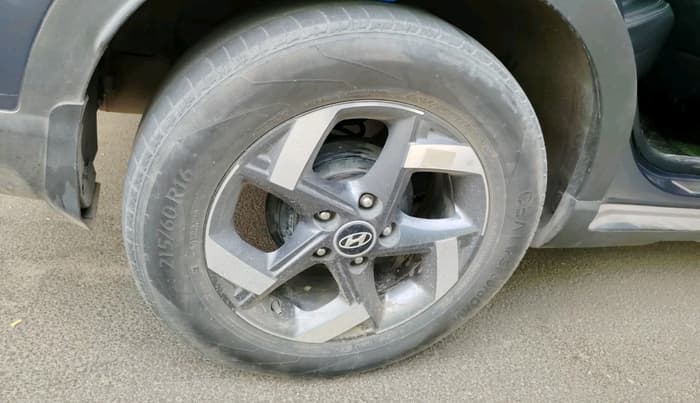 2020 Hyundai VENUE SX 1.0 TURBO IMT, Petrol, Manual, 66,462 km, tyre