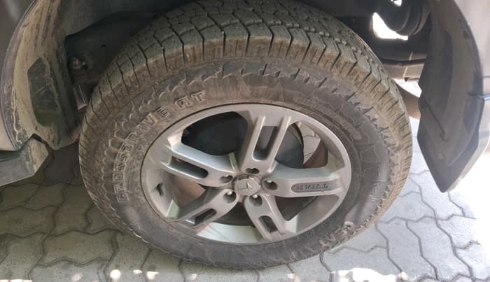 2022 Mahindra Thar LX PETROL HT 4WD AT, Petrol, Automatic, 13,525 km, tyre