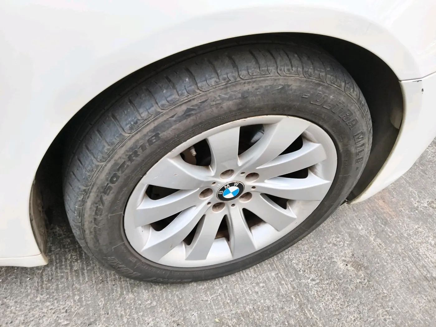 2011 BMW 7 Series 730Ld, Diesel, Automatic, 67,446 km, tyre