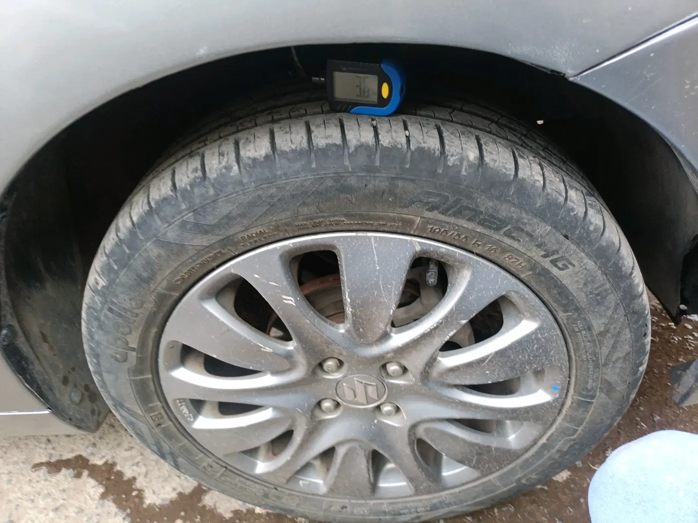 2018 Maruti Baleno ALPHA PETROL 1.2, CNG, Manual, 1,32,444 km, tyre