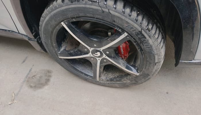 2024 Maruti Grand Vitara SIGMA SMART HYBRID, Petrol, Manual, 14,024 km, tyre