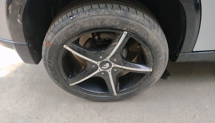 2024 Maruti Grand Vitara SIGMA SMART HYBRID, Petrol, Manual, 14,024 km, tyre