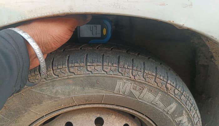 2014 Maruti Alto 800 VXI, CNG, Manual, 1,11,910 km, tyre