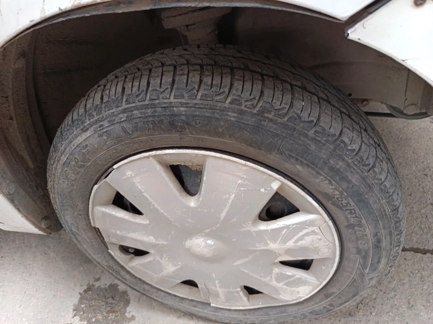 2012 Maruti Wagon R 1.0 VXI, Petrol, Manual, 78,075 km, tyre