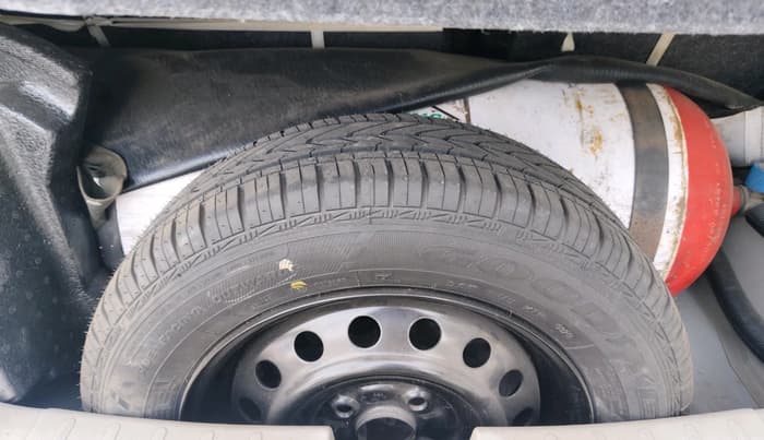 2020 Maruti Celerio ZXI AMT, CNG, Automatic, 78,689 km, tyre