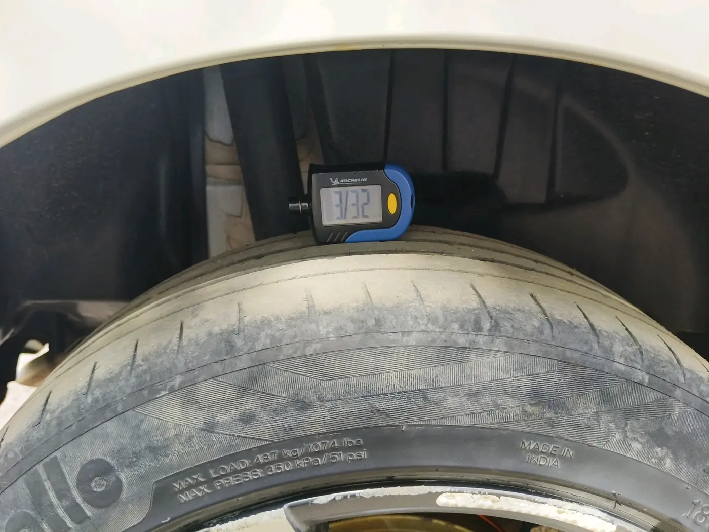 2023 Maruti Swift ZXI, Petrol, Manual, 65,001 km, tyre