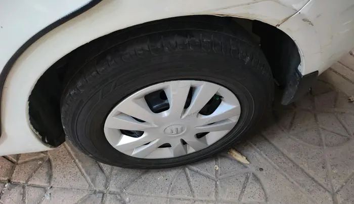 2012 Maruti Swift Dzire VDI, Diesel, Manual, 1,48,830 km, tyre