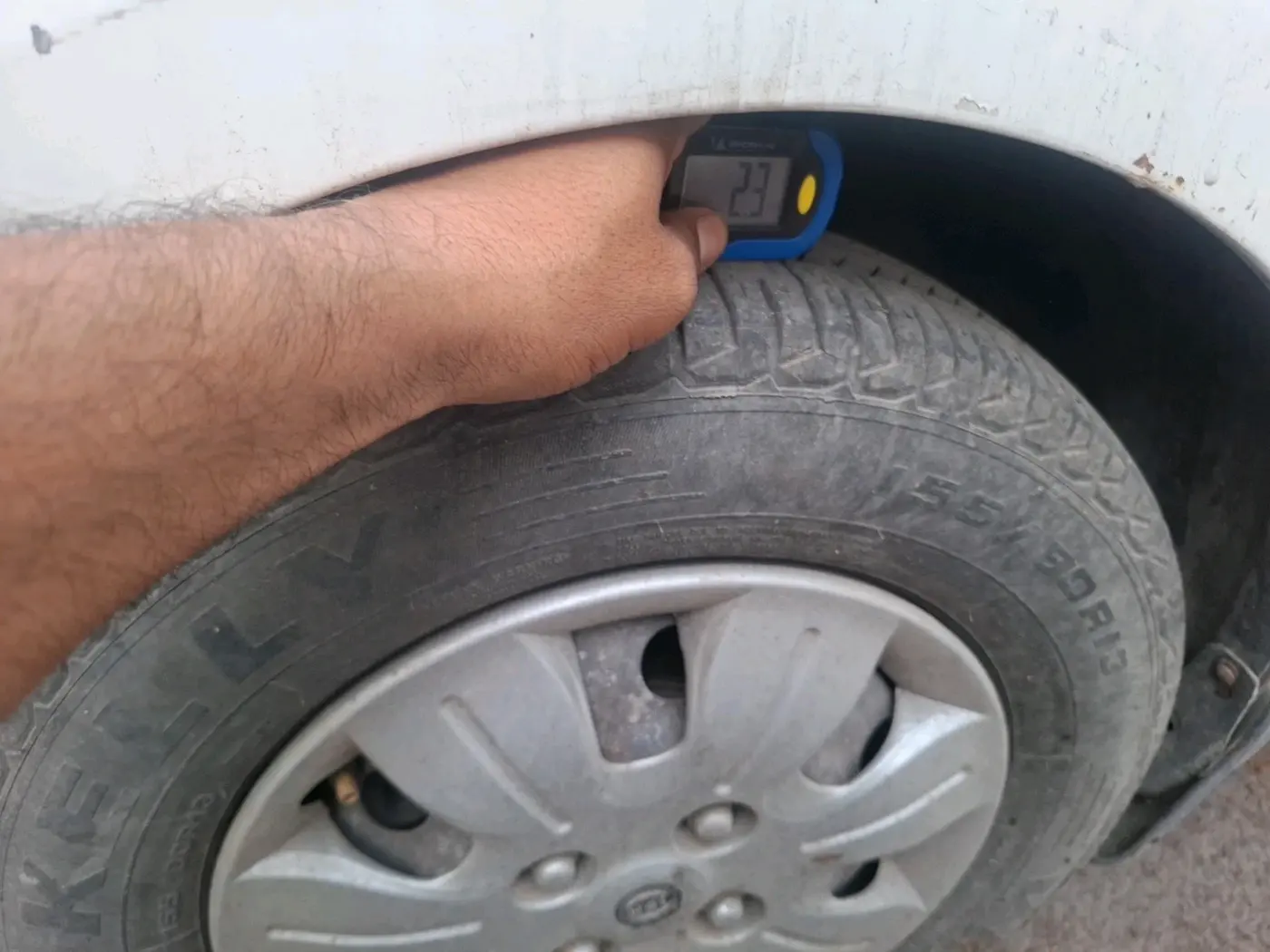 2015 Hyundai i10 MAGNA 1.1, CNG, Manual, 77,204 km, tyre