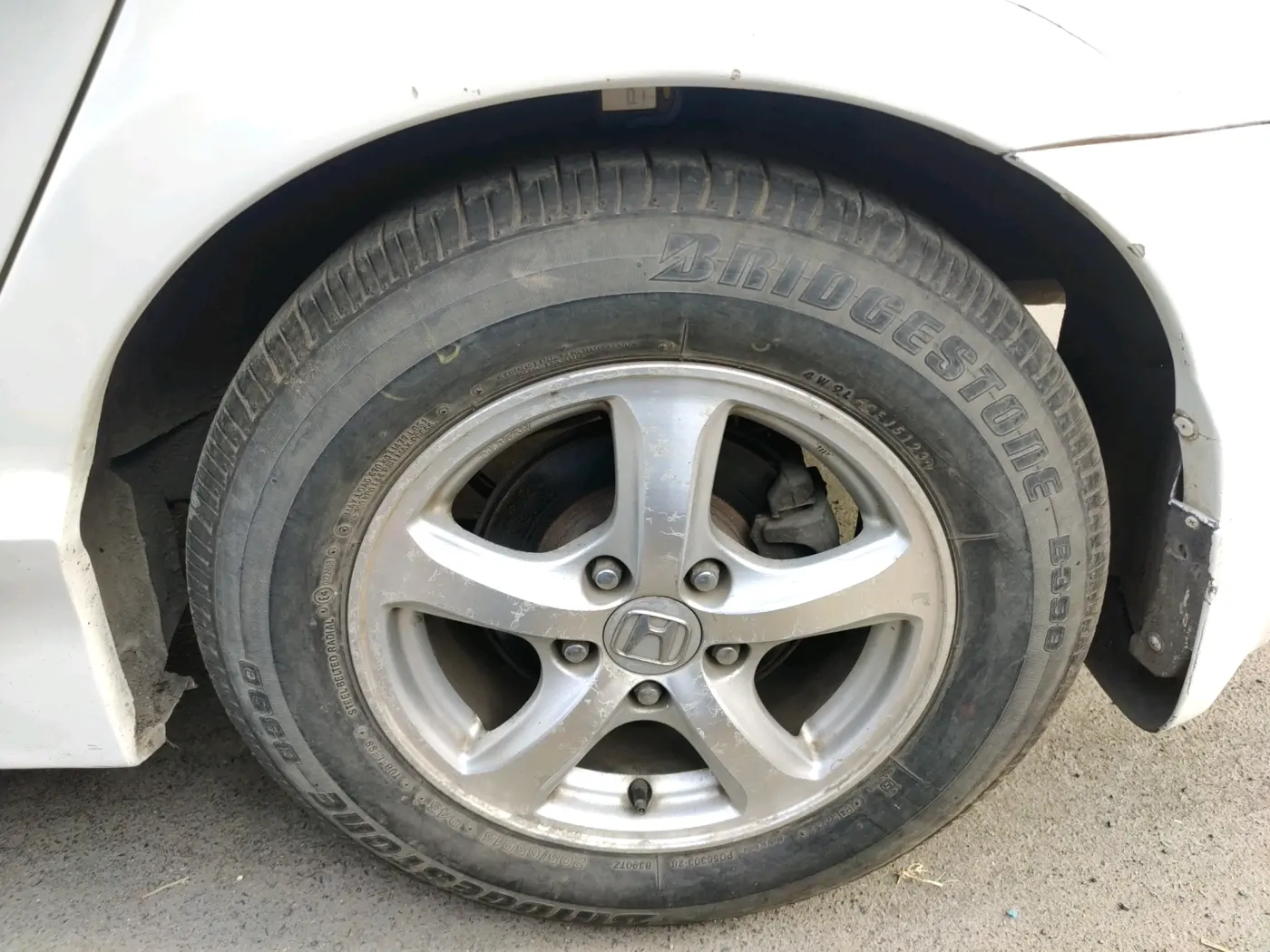 2012 Honda Civic 1.8L I-VTEC V AT, CNG, Automatic, 93,598 km, tyre