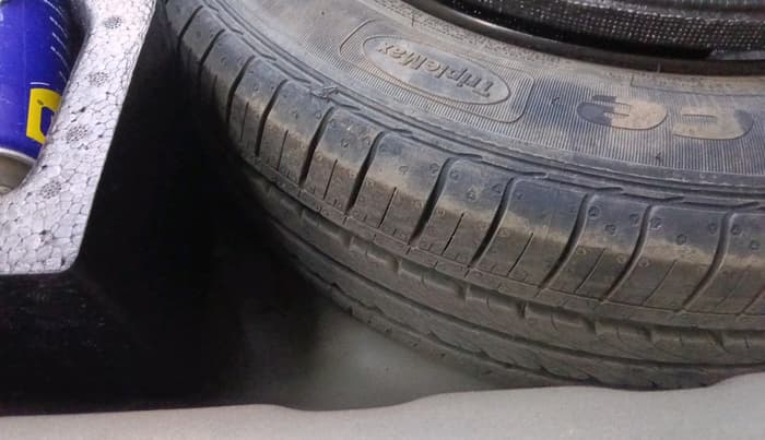 2021 Maruti Ciaz ALPHA  AT 1.5 SHVS PETROL, Petrol, Automatic, 29,481 km, tyre