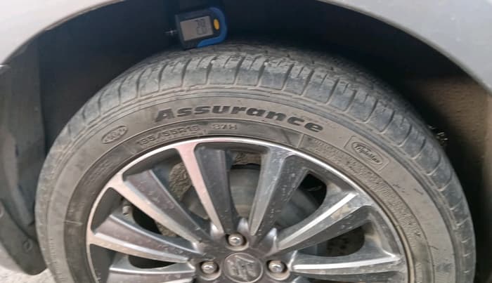2021 Maruti Ciaz ALPHA  AT 1.5 SHVS PETROL, Petrol, Automatic, 29,481 km, tyre