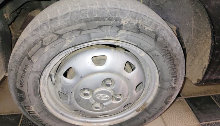 2008 Hyundai Santro Xing GLS, Petrol, Manual, 1,12,494 km, tyre