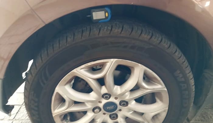 2015 Ford Ecosport TITANIUM 1.5L PETROL AT, Petrol, Automatic, 84,050 km, tyre
