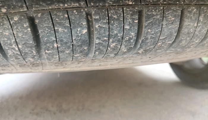 2023 Tata Safari XZA PLUS DARK EDITION, Diesel, Automatic, 1,43,951 km, tyre