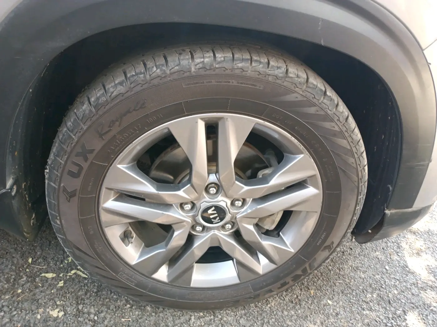 2019 KIA SELTOS HTX PLUS 1.5 DIESEL, Diesel, Manual, 1,54,507 km, tyre