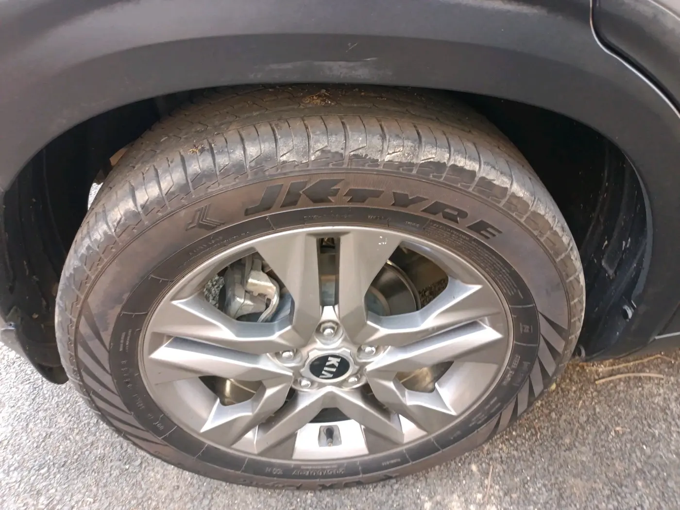 2019 KIA SELTOS HTX PLUS 1.5 DIESEL, Diesel, Manual, 1,54,507 km, tyre