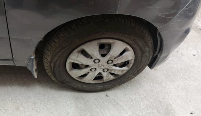 2011 Hyundai i10 SPORTZ 1.2, Petrol, Manual, 85,112 km, tyre