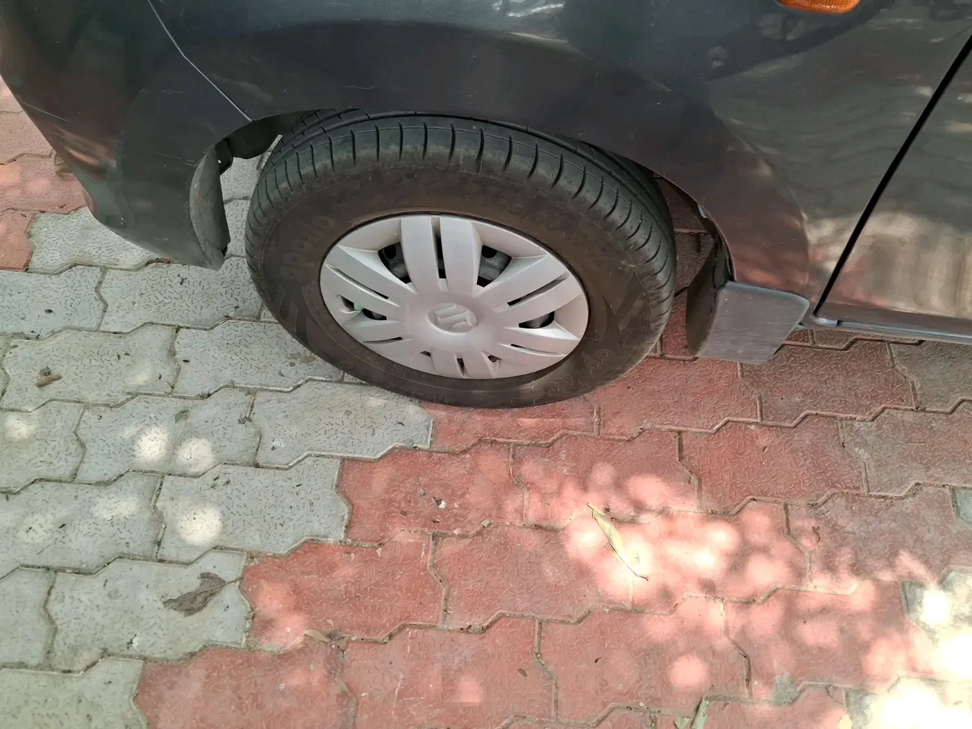 2017 Maruti Alto 800 LXI, Petrol, Manual, 60,006 km, tyre