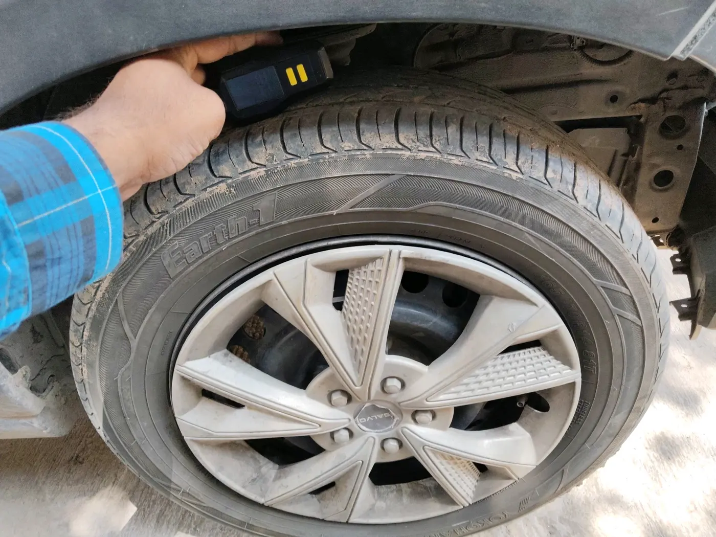 2021 Maruti S PRESSO VXI+, Petrol, Manual, 1,87,000 km, tyre