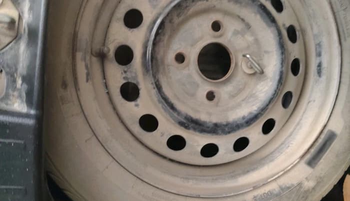 2014 Maruti Wagon R 1.0 VXI, Petrol, Manual, 67,884 km, tyre