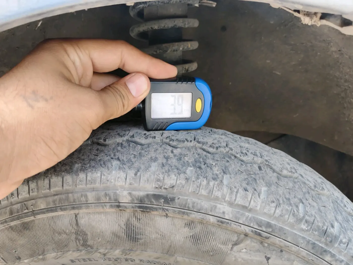 2021 Maruti Eeco 5 STR AC CNG, CNG, Manual, 65,538 km, tyre