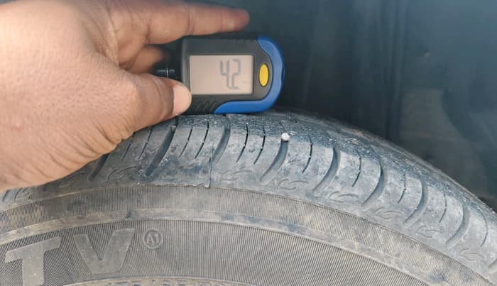 2011 Tata Indica Vista TERRA TDI, Diesel, Manual, 1,33,810 km, tyre