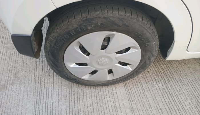 2019 Maruti Celerio VXI CNG, CNG, Manual, 80,484 km, tyre