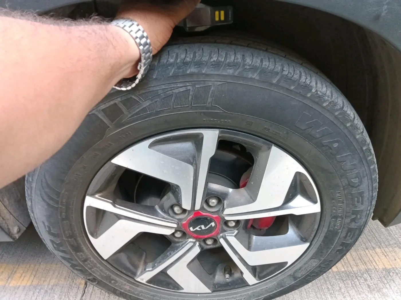 2022 KIA SONET GTX PLUS 1.5 AT, Diesel, Automatic, 34,277 km, tyre