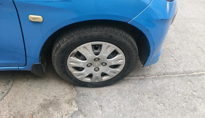 2012 Honda Brio S MT, Petrol, Manual, 65,571 km, tyre