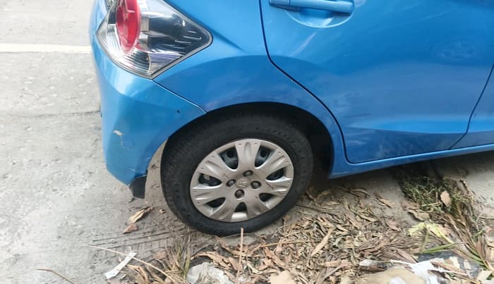 2012 Honda Brio S MT, Petrol, Manual, 65,571 km, tyre