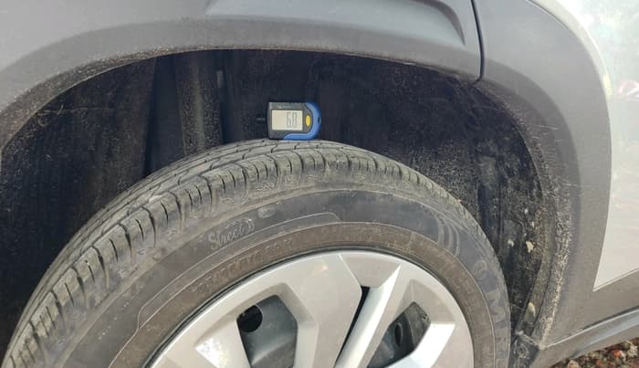 2025 Maruti FRONX SIGMA 1.2 MT, Petrol, Manual, 2,570 km, tyre