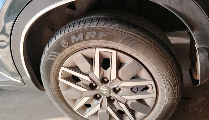 2021 Hyundai VENUE SX 1.0 TURBO IMT, Petrol, Manual, 99,996 km, tyre