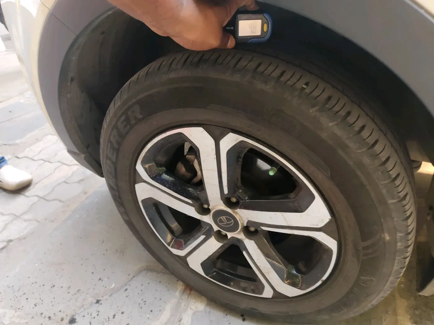 2022 Tata NEXON EV XZ PLUS, Electric, Automatic, 47,797 km, tyre