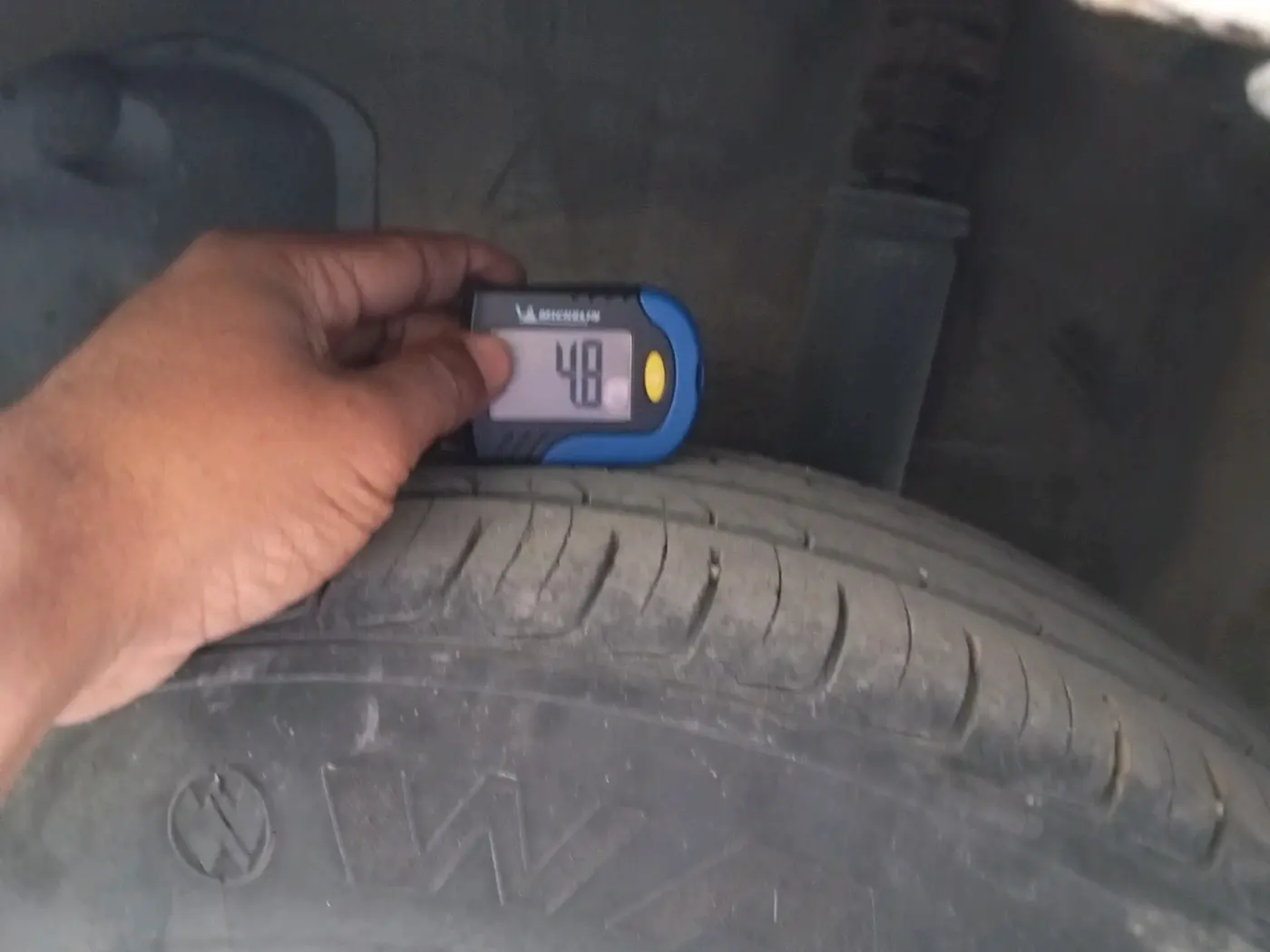 2013 Mahindra Verito 1.5 D6, Diesel, Manual, 1,39,716 km, tyre